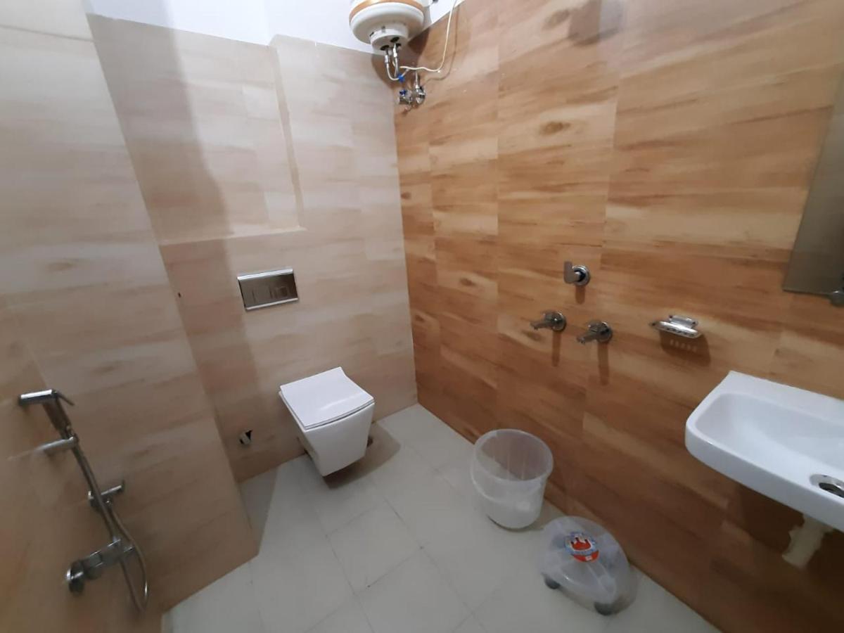 Ak Residency Hotel Haridvár Kültér fotó